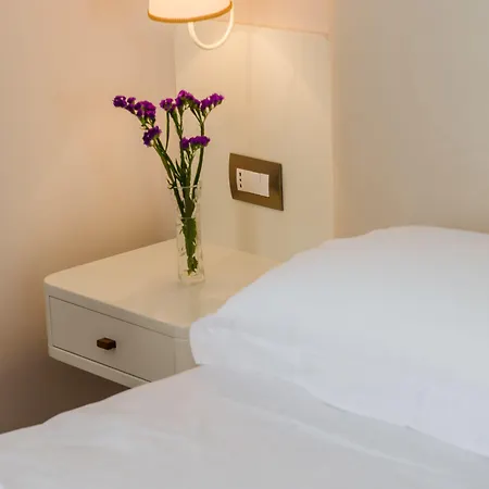 Sar'otel Boutique Hotell 4*