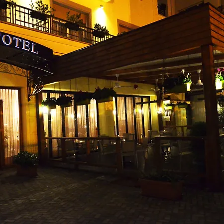 Sar'otel Boutique ティラナ