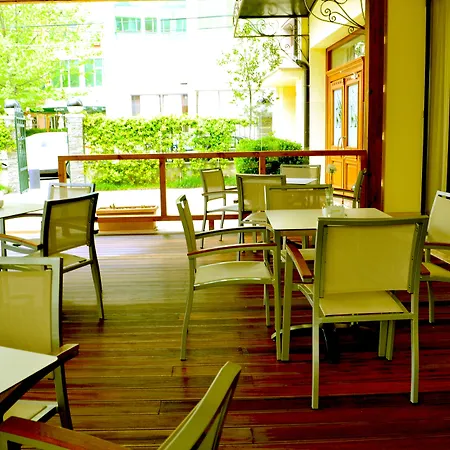 Hotell Sar'otel Boutique Tirana