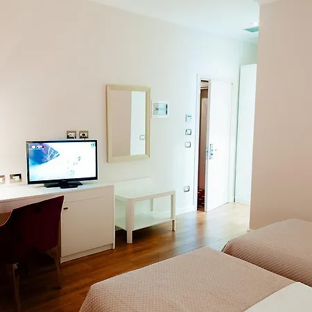 Sar'otel Boutique 4* ティラナ