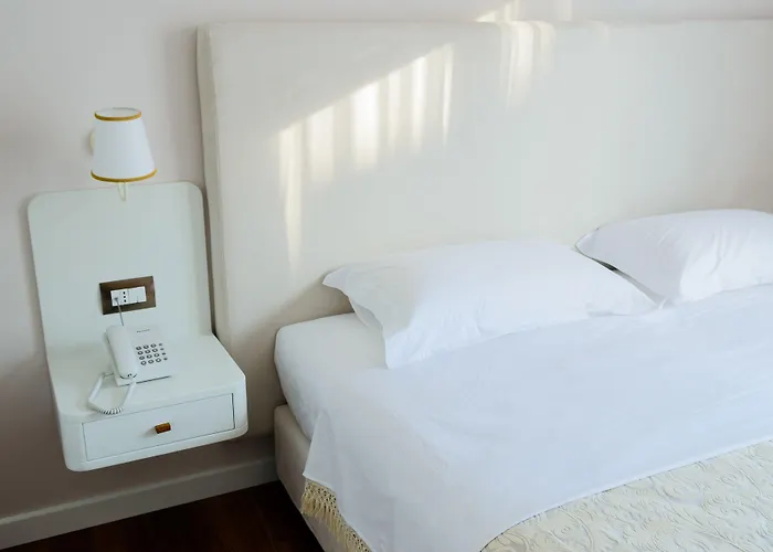 Sar'otel Boutique Hotel 4*