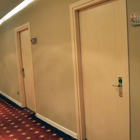 Hotel Sar'otel Boutique Tirana