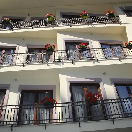 Sar'otel Boutique Hotel 4*
