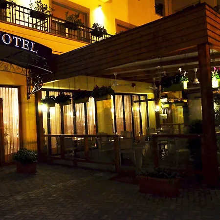 Sar'otel Boutique Hotel 4*