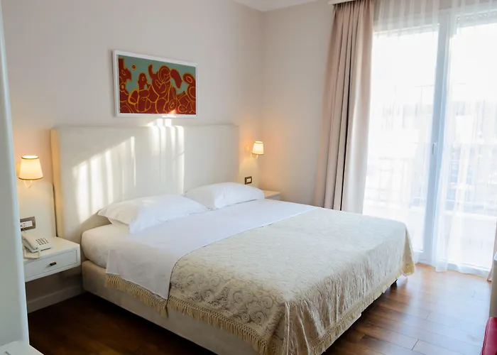 Otel Sar'otel Boutique Tiran