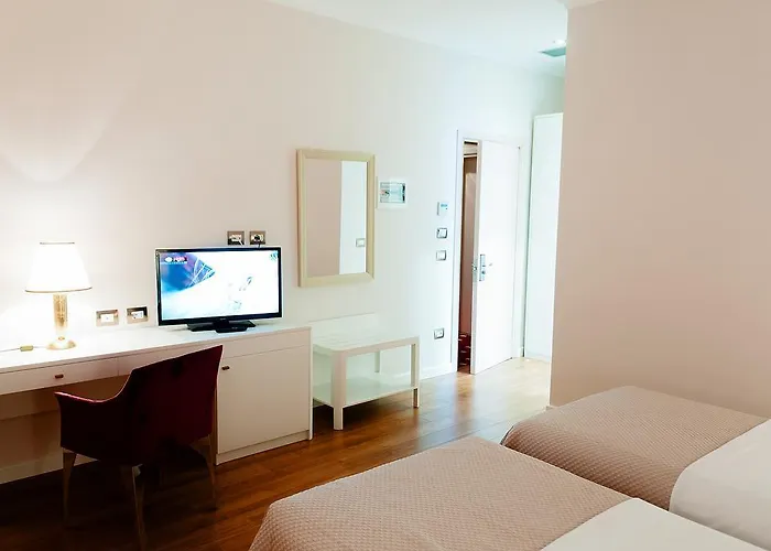 Sar'otel Boutique 4* 地拉那