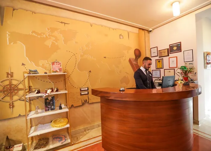 Sar'otel Boutique Tiran